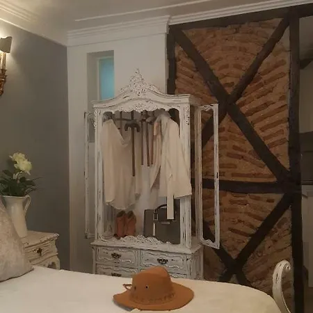 Charming I Historical Center